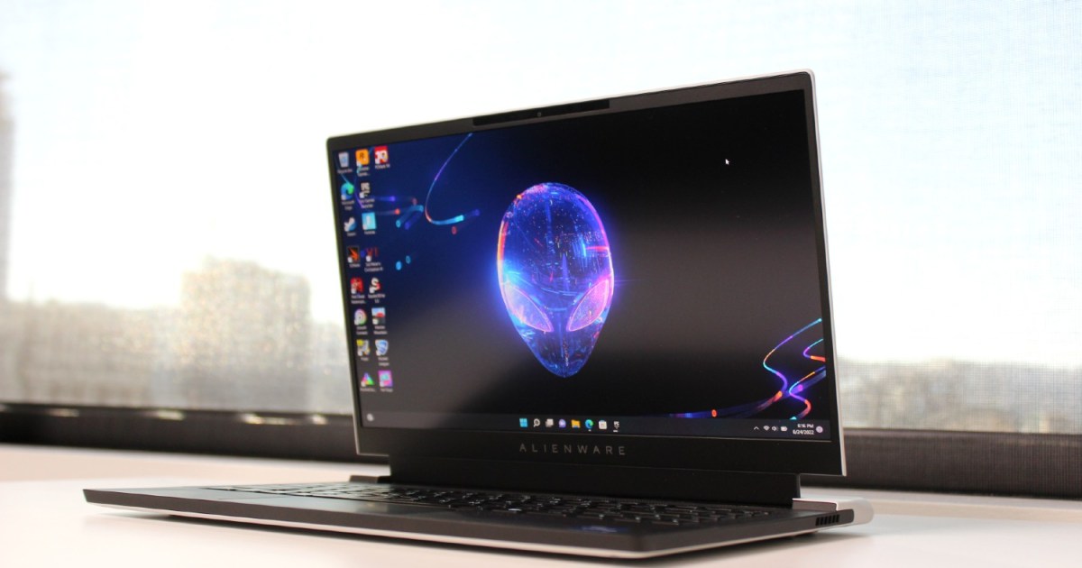 This deal saves you $500 on an Alienware gaming laptop computer