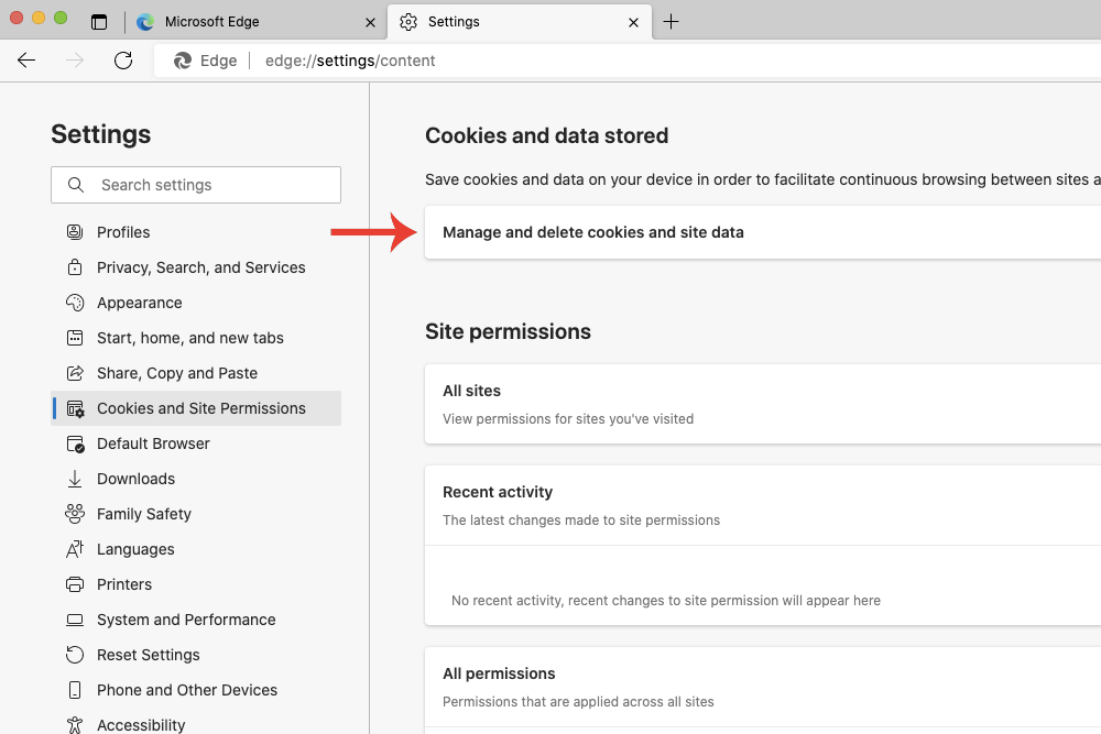 La opción Administrar y eliminar cookies y datos del sitio en Edge.
