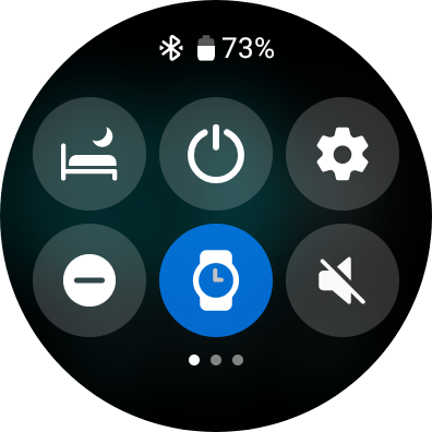 Quick settings on Galaxy Watch 5.