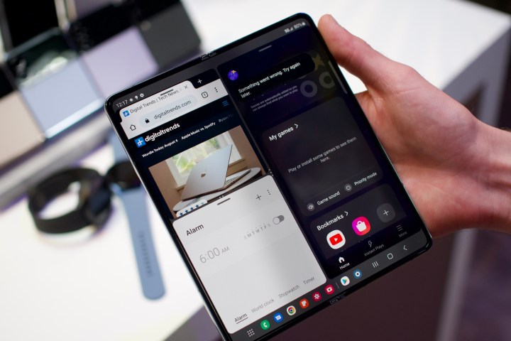 Samsung Galaxy Z Fold 4.