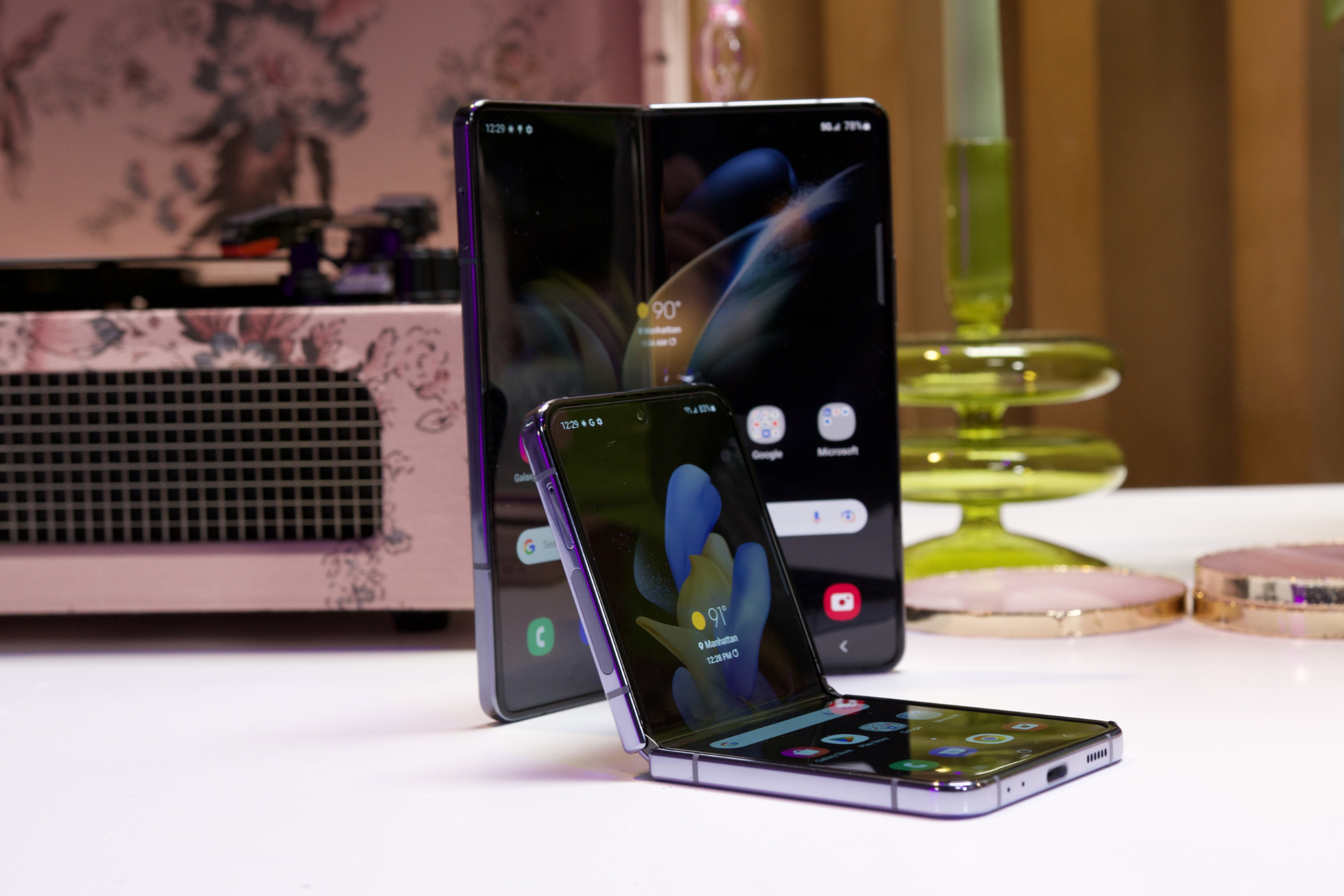 Samsung Galaxy Z Flip4: Hands-on photos of upcoming foldable and