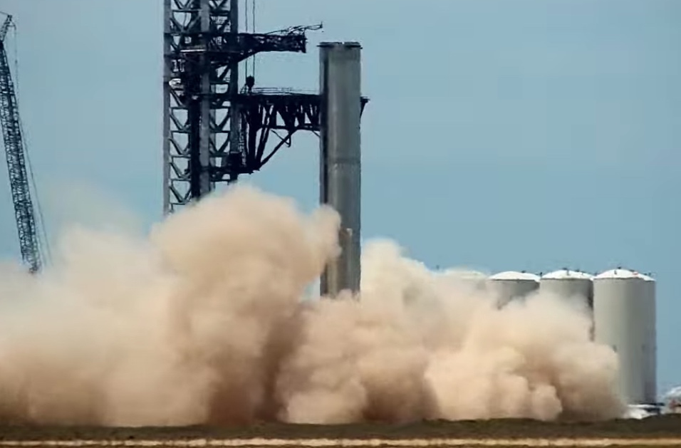 SpaceX의 차세대 슈퍼 헤비 로켓 발사 테스트 보기