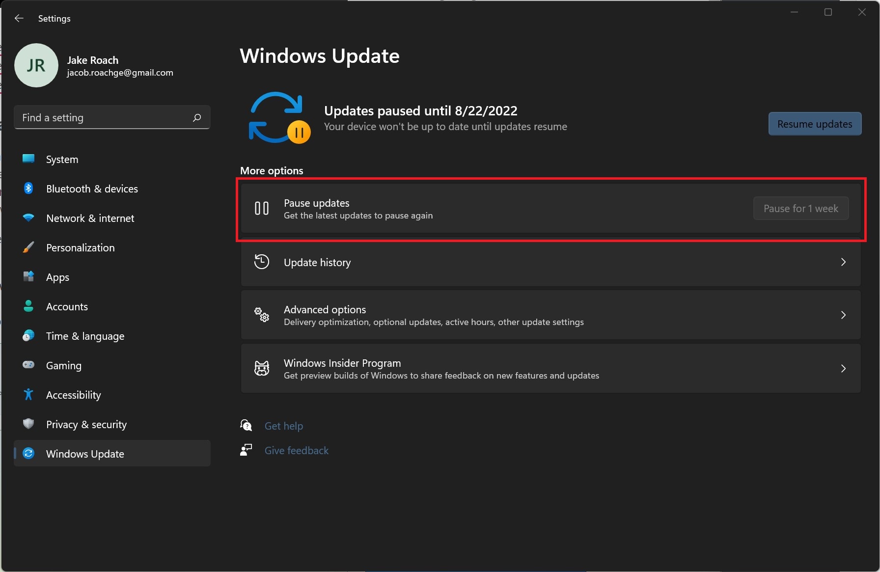 Automatic update settings in Windows 11.