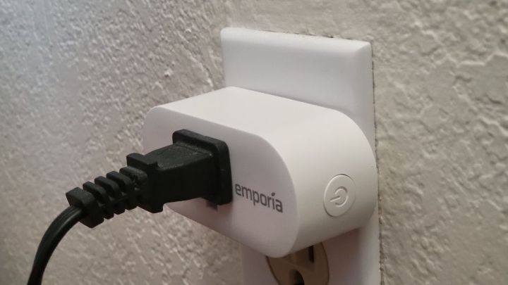 A plug attached to an installed Emporia Smart Plug.