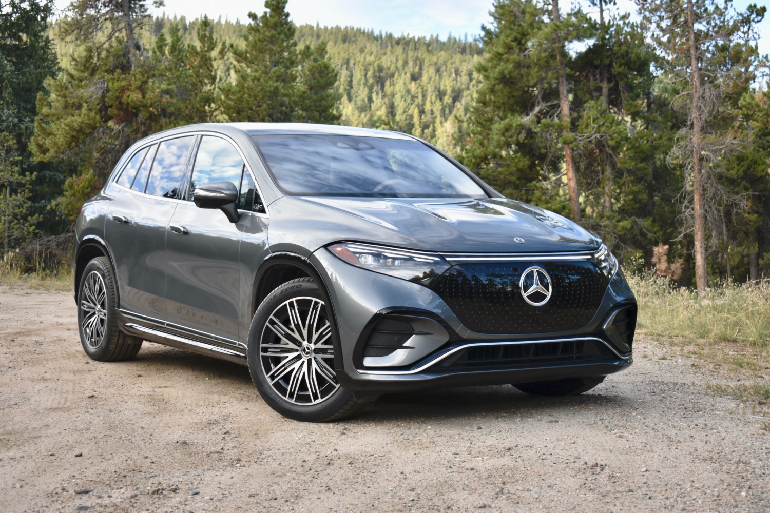 Why can't luxury EVs look as good as they feel? - Vimarsana News
