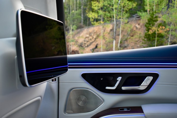 Detalhes do interior do Mercedes-Benz EQS SUV 2023.