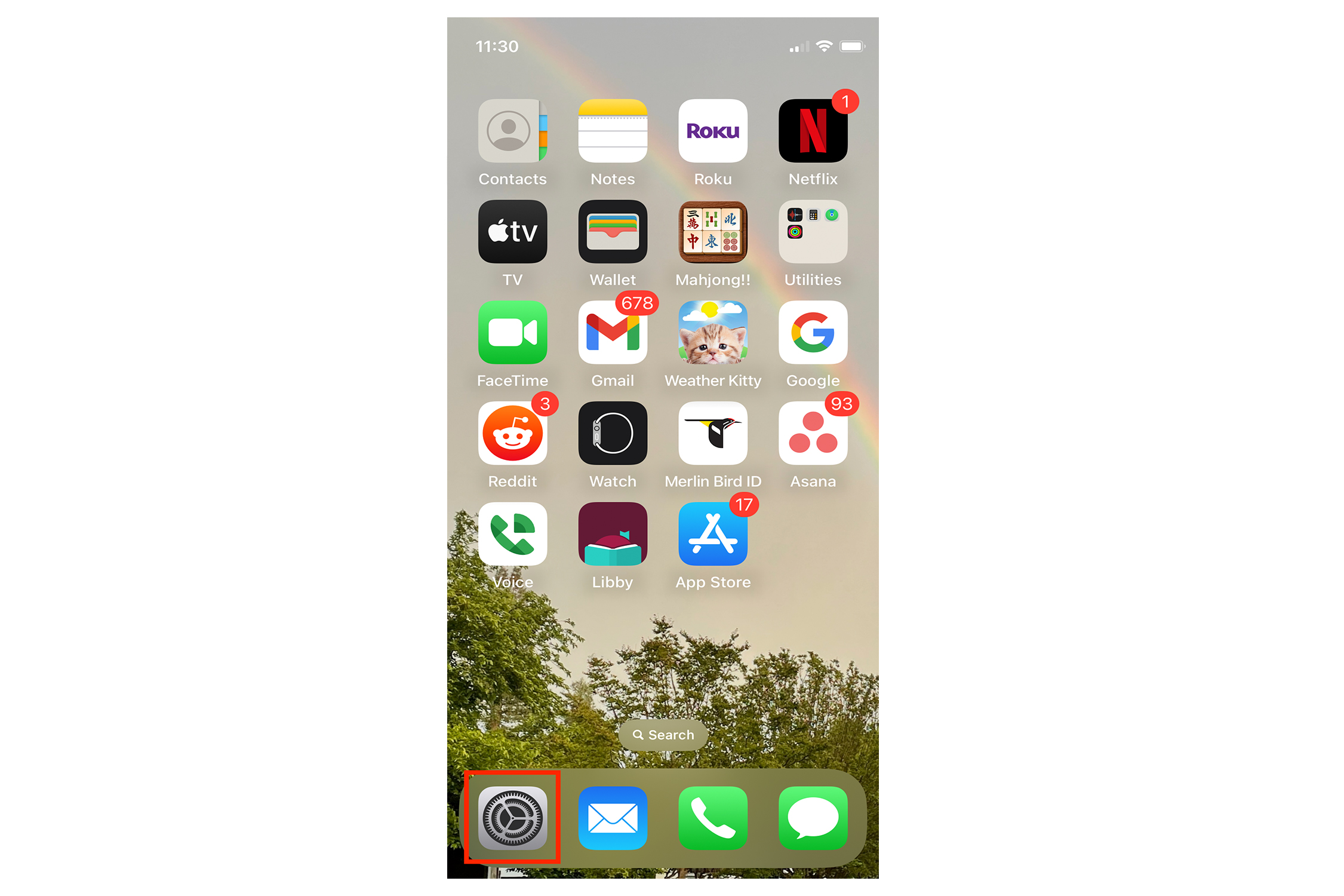 Insignia de Apple iOS en la pantalla de inicio.