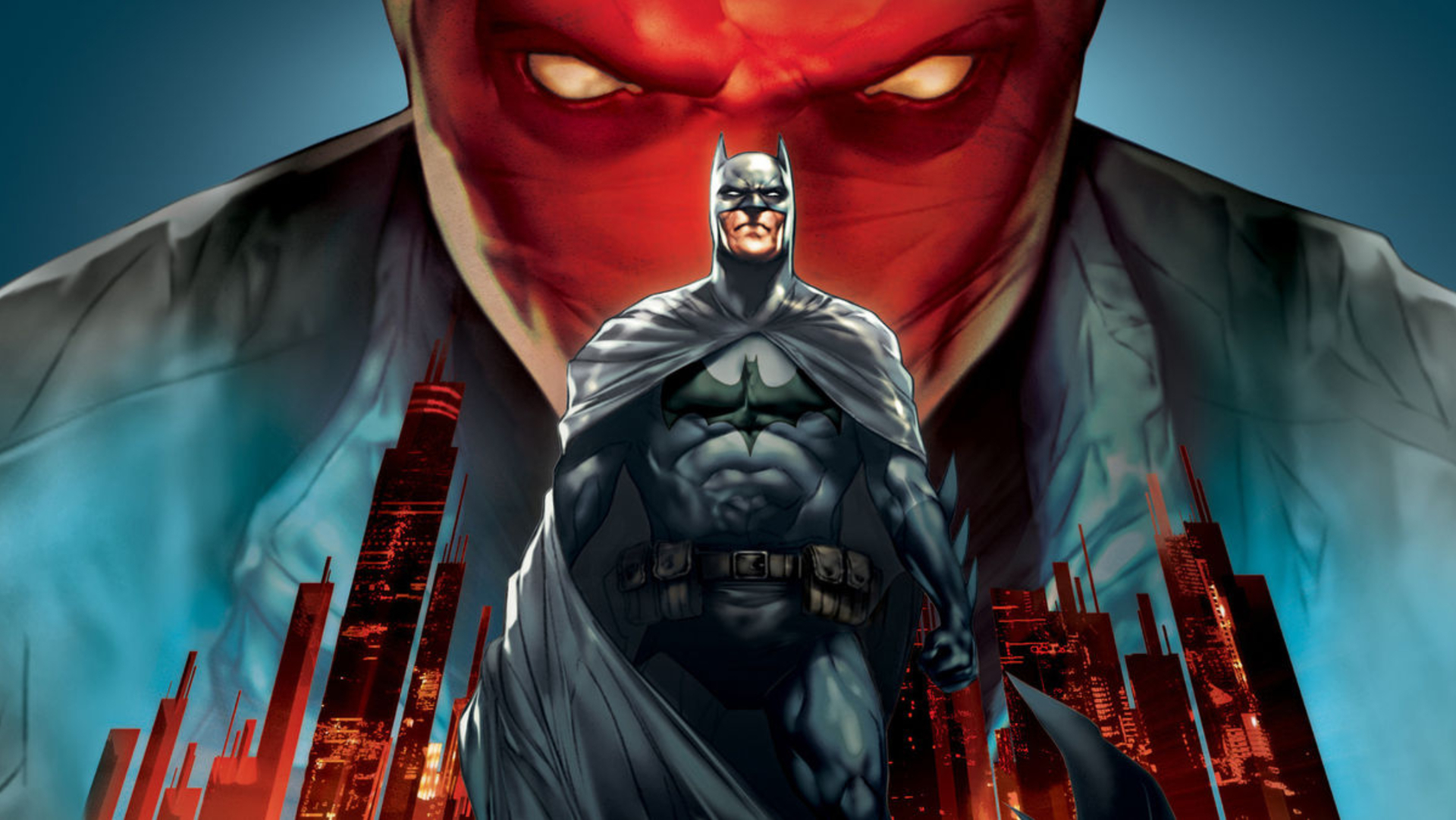 Batman em pé com Gotham e o Capuz Vermelho pairando sobre sua cabeça.