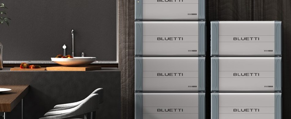 Bluetti EP600 stack safe to use indoors for outages.