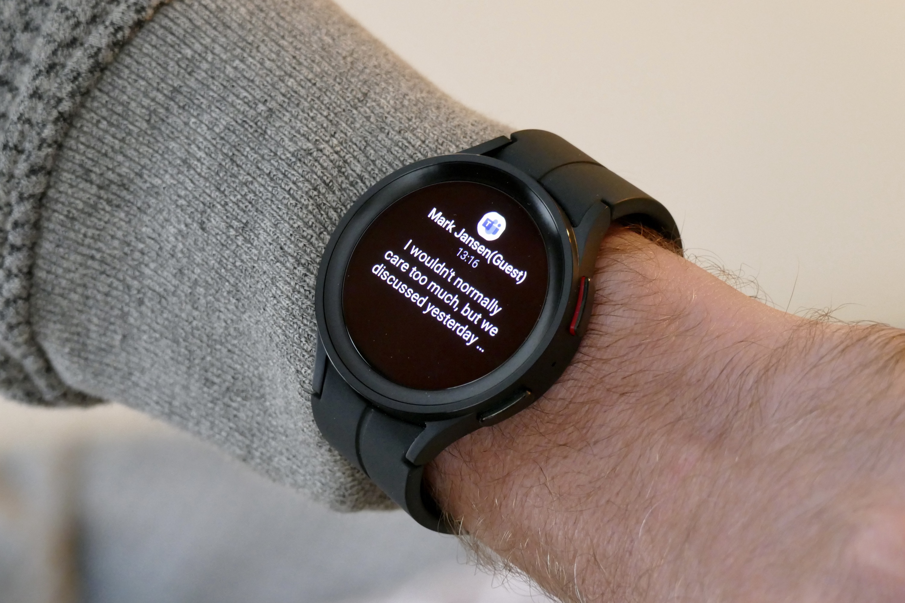 Notifications on the Galaxy Watch 5 Pro.