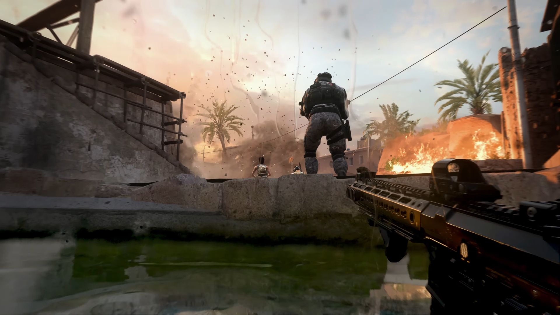 Personagem na água com rifle mirando no inimigo em Modern Warfare II.