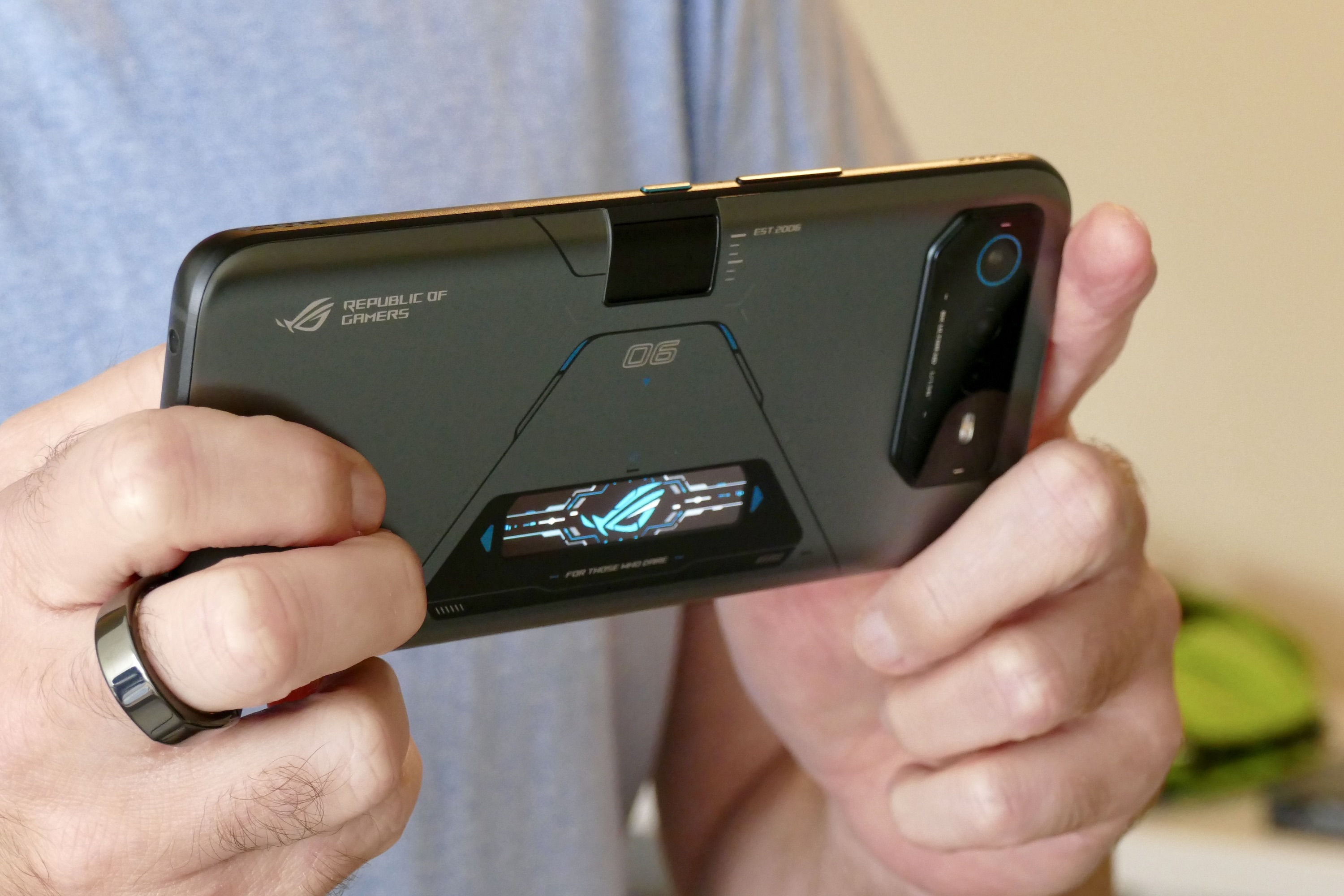 The Asus ROG Phone 6D Ultimate's huge power truly shocked me | Digital  Trends