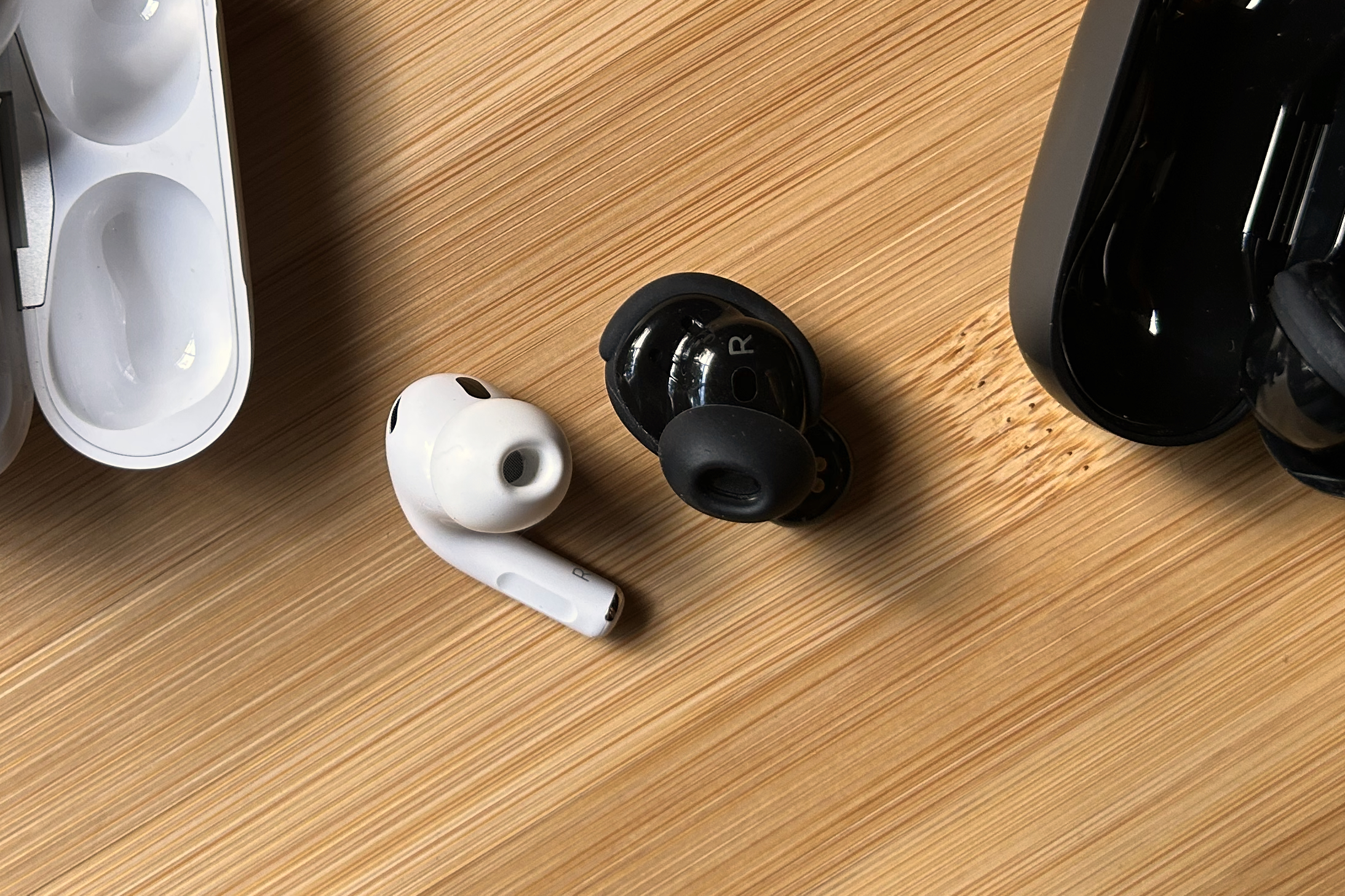 let at blive såret sagtmodighed Slid Apple AirPods Pro 2 vs. Bose QuietComfort Earbuds II | Digital Trends