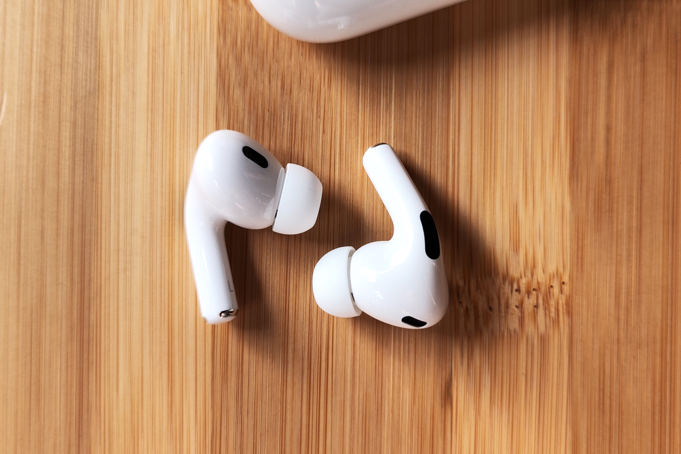 Apple AirPods Pro 2 Review - Headfonia Reviews