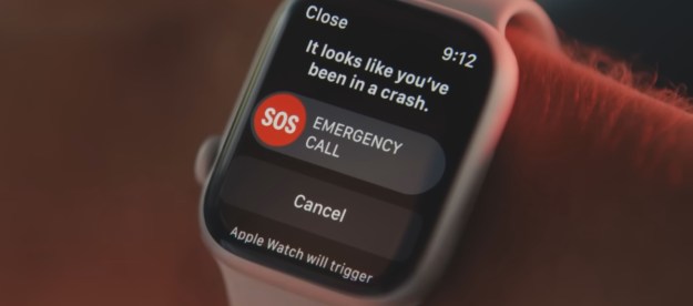 Car crash detection on Apple Watch Series 8.