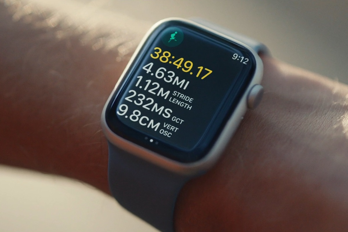 Health metrics displayed on an Apple Watch Series 8.