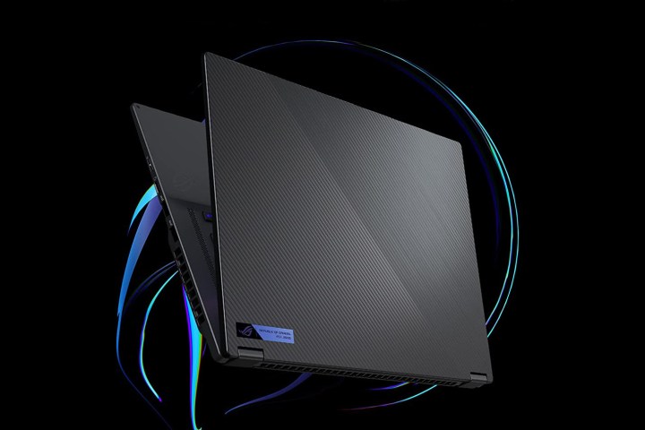 Product image of the ASUS ROG Zephyrus Flow X16 2-in-1 gaming laptop. 