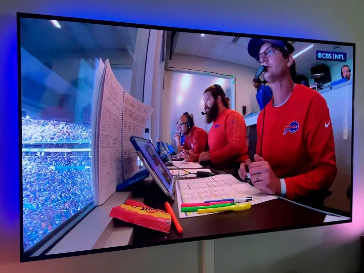 Buffalo Bills coaching staff kills a Microsoft Surface.