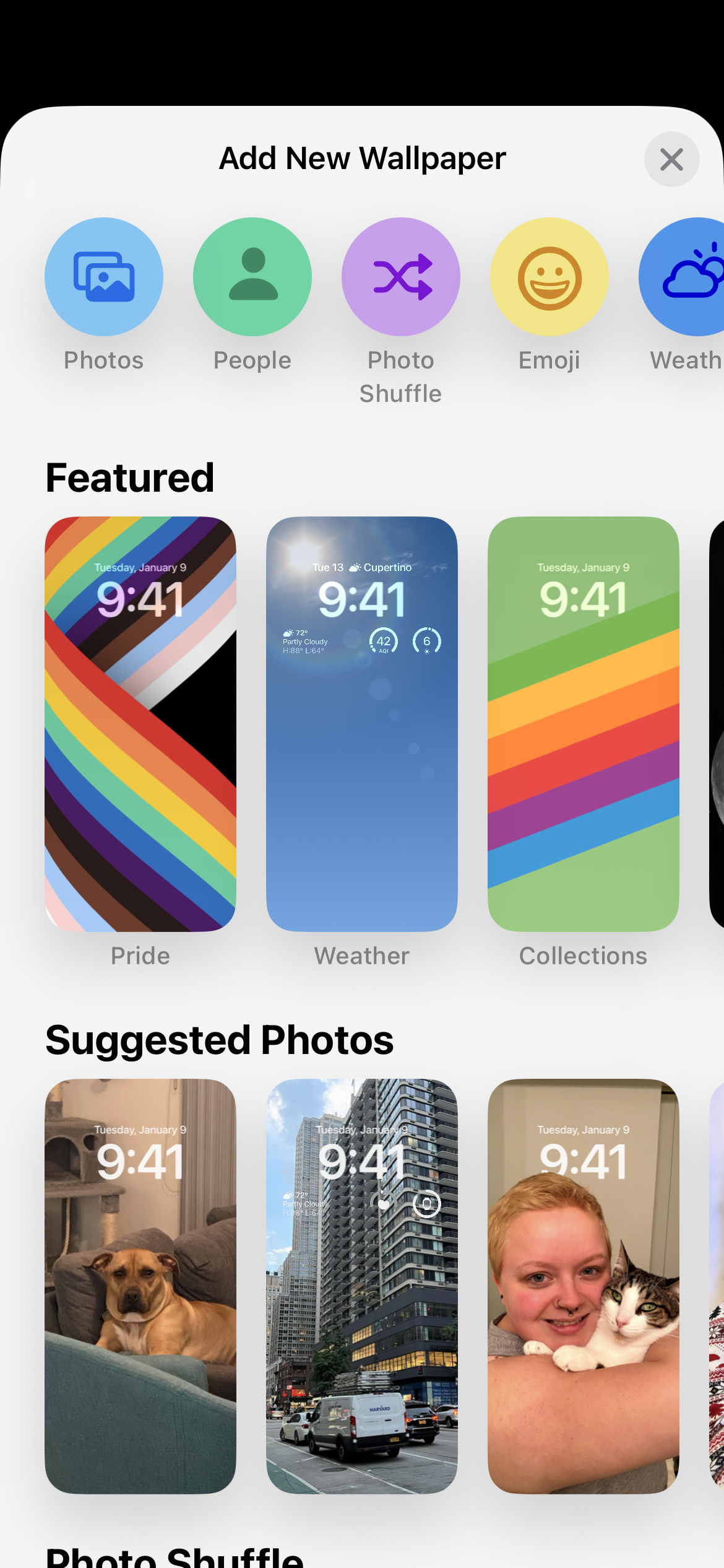 Cách tùy chỉnh màn hình khóa iPhone trên iOS 16 giúp cho bạn có thể tùy chỉnh màn hình khóa điện thoại theo phong cách và sở thích của mình. Hãy tìm hiểu cách tùy chỉnh này để tạo nên một màn hình khóa thật độc đáo và sang trọng. Bạn sẽ cảm thấy thật phấn khích khi thực hiện được điều đó. 