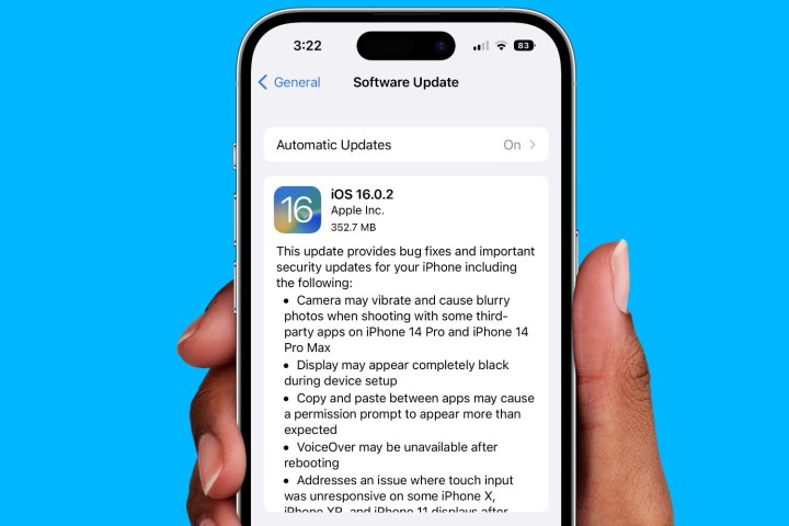iPhone 14 Pro receives iOS 16.0.2 update.