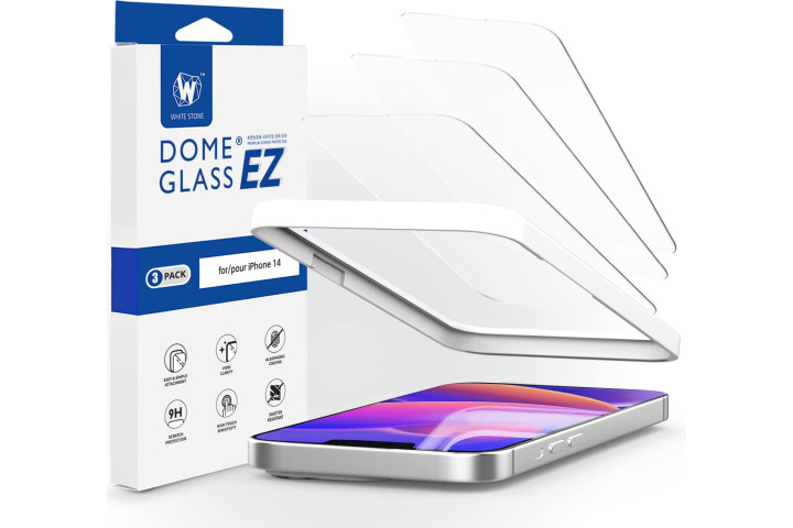 محافظ صفحه نمایش Whitestone Dome Glass EZ برای آیفون 14 که قاب نصب آسان و بسته بندی خرده فروشی را نشان می دهد.