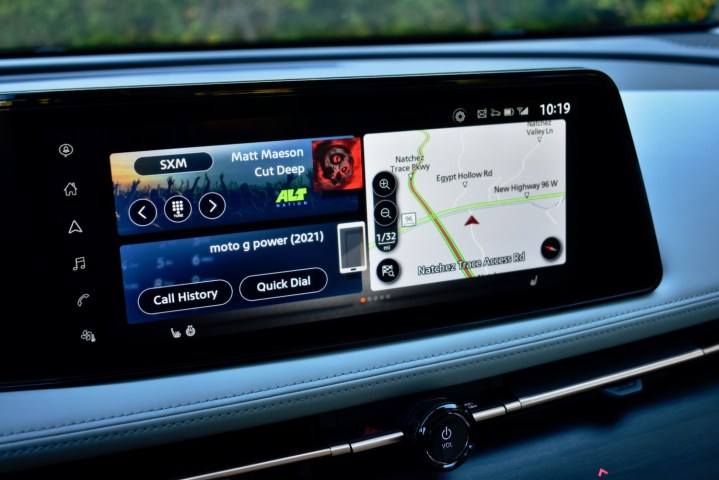 12,3-дюймовый сенсорный экран Nissan Ariya в 2023 году.
