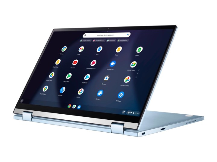 O Chromebook 2 em 1 de 14 polegadas da Asus em azul sobre um fundo branco.
