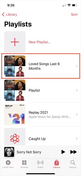 iPhone पर संगीत ऐप में स्मार्ट प्लेलिस्ट।