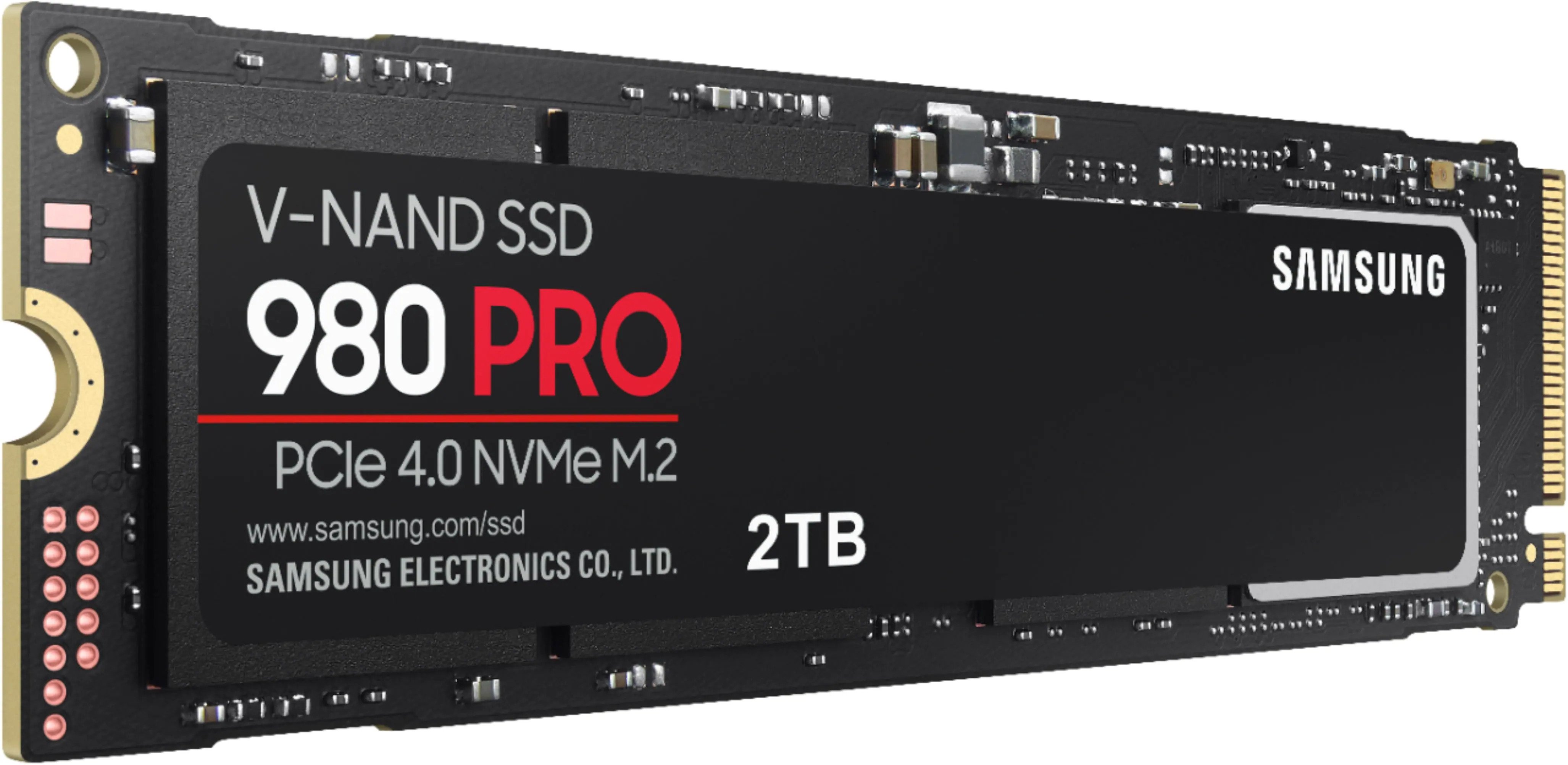 دیسک SSD Samsung 980 PRO 2TB در زمینه سفید.