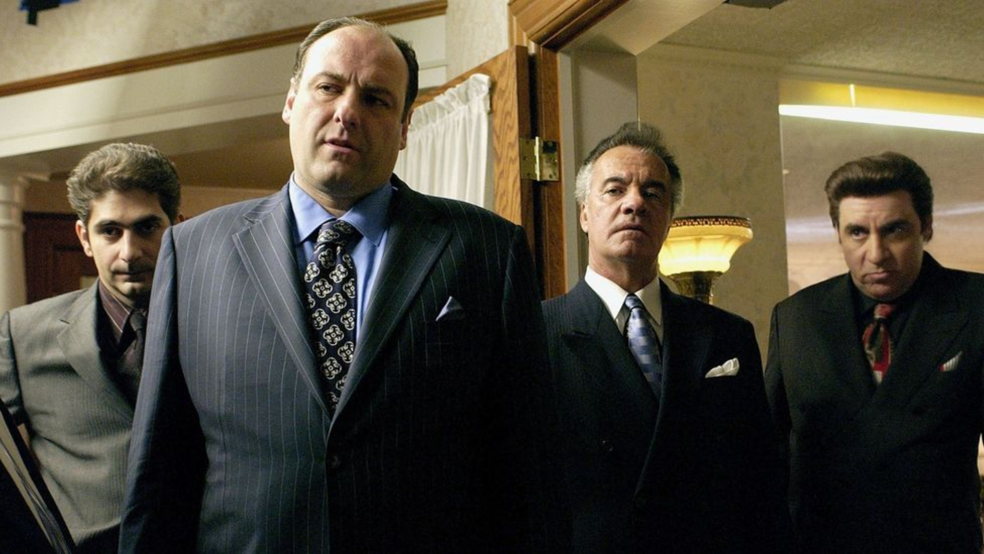 A foto promocional de Sopranos com Tony e os principais membros de sua família do crime.