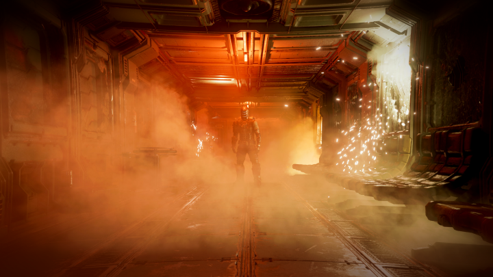 Isaac Clarke se tient au bout d'un couloir lumineux dans Dead Space.