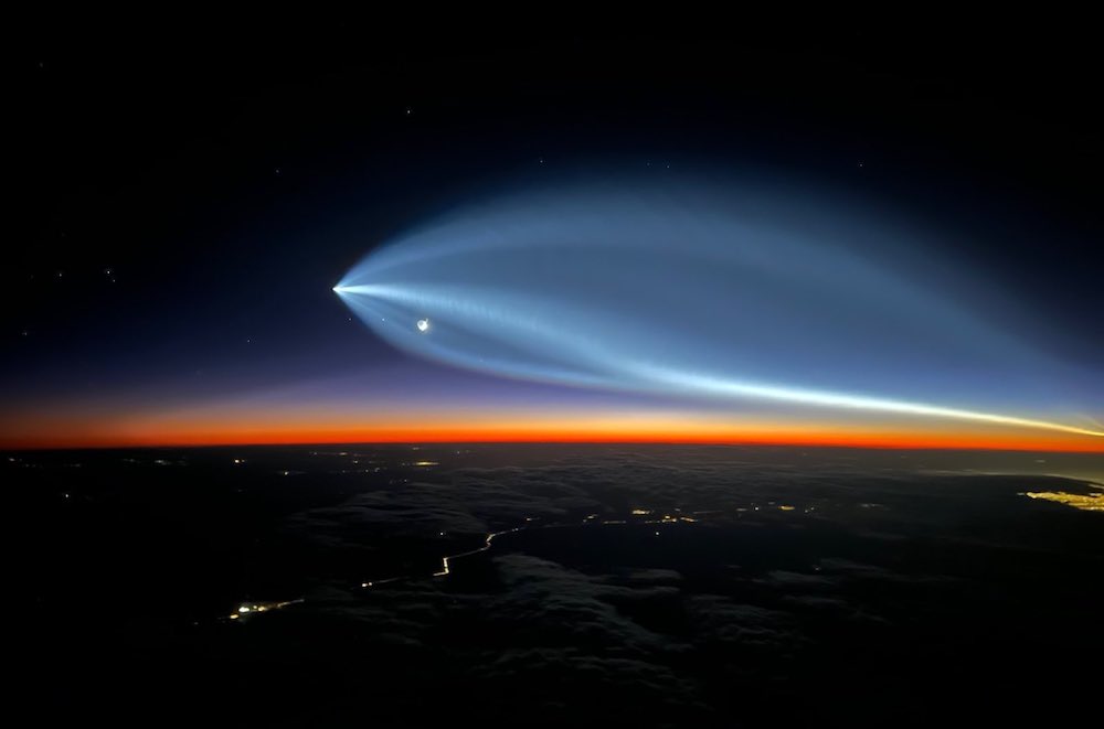 Elon Musk shares stunning image of Starlink rocket launch