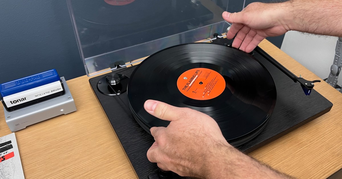 Why vinyl records survive in the digital age