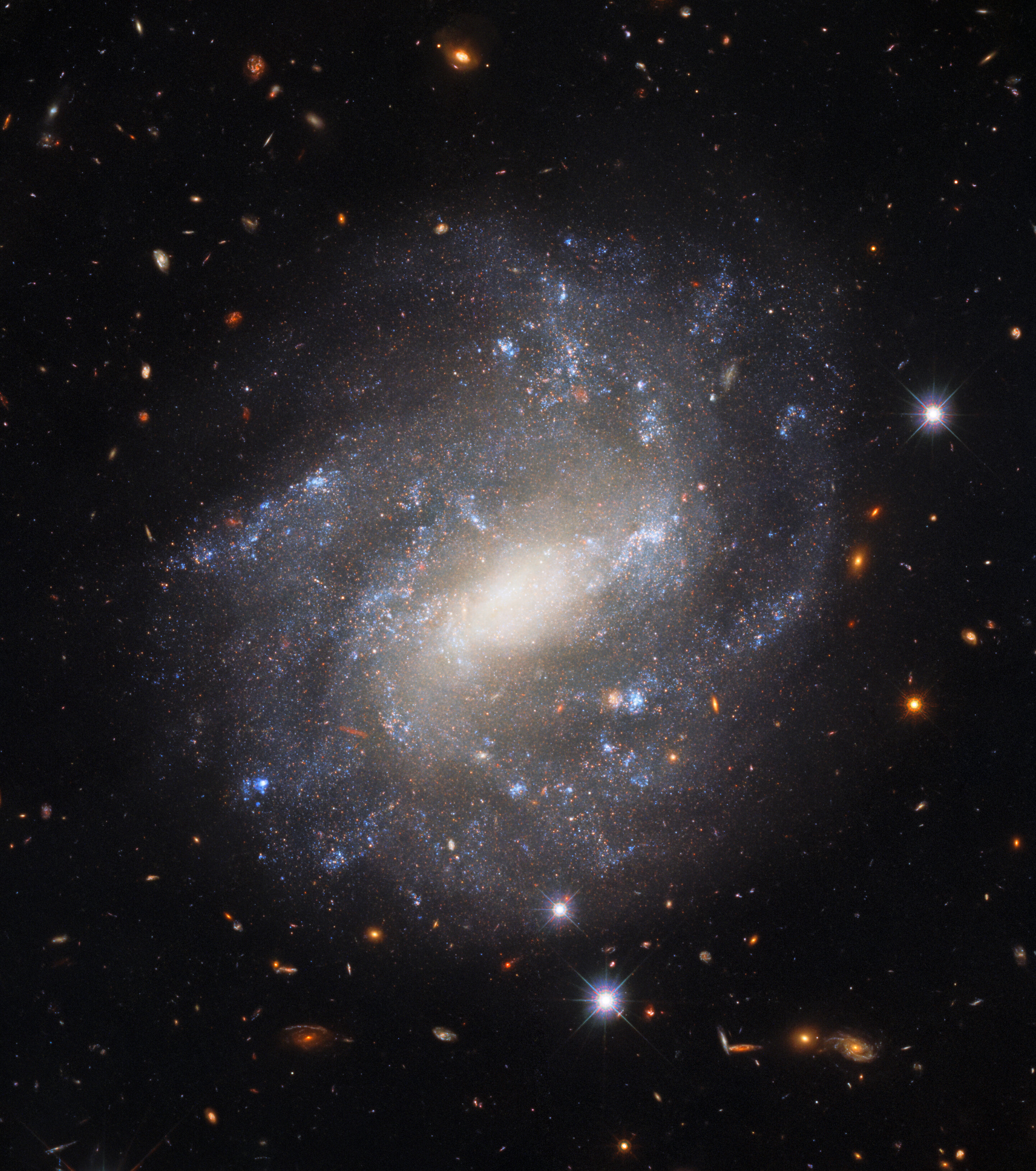 Galaxy helps astronomers measure the size of the universe