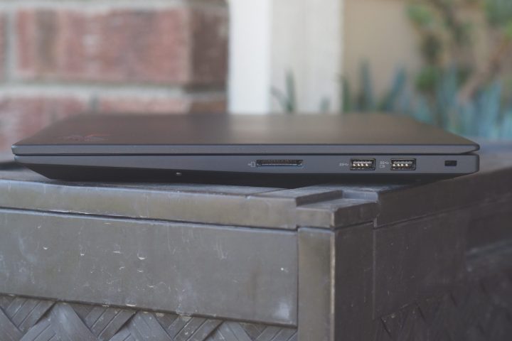 Lenovo ThinkPad X1 Extreme Gen 5 right side showing ports.