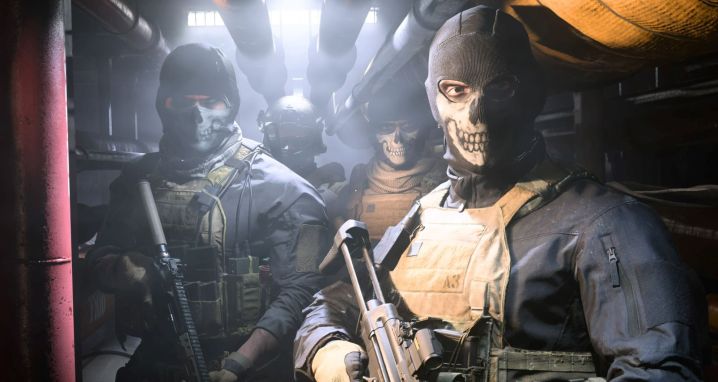 Characters facing forwards in Modern Warfare II screenshot.
