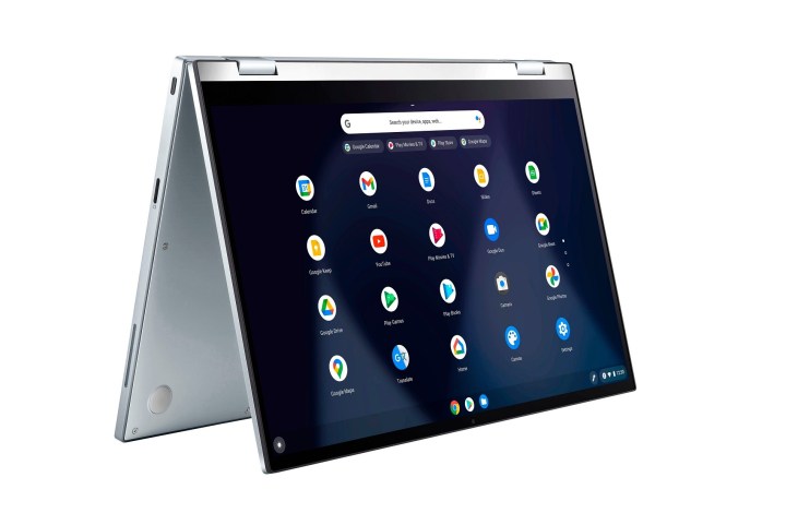 白い背景にASUS Chromebook Flip C433ノートパソコンがあります。