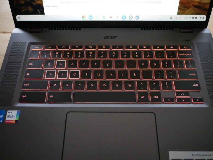 Vista dall'alto della tastiera Acer 516 GE RGB.