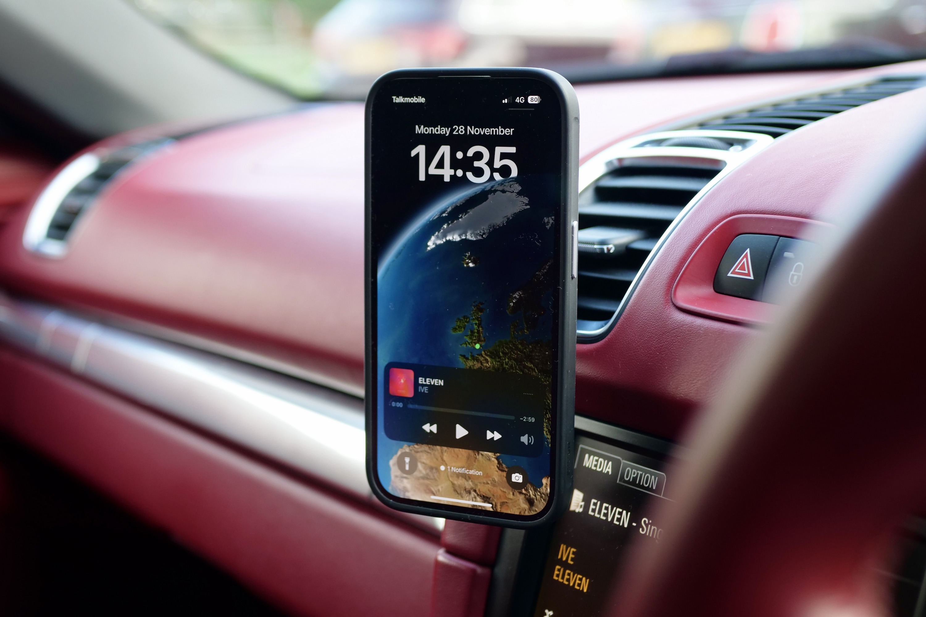 The 6 Best Car Phone Holders in 2024 | Digital Trends - Vimarsana News