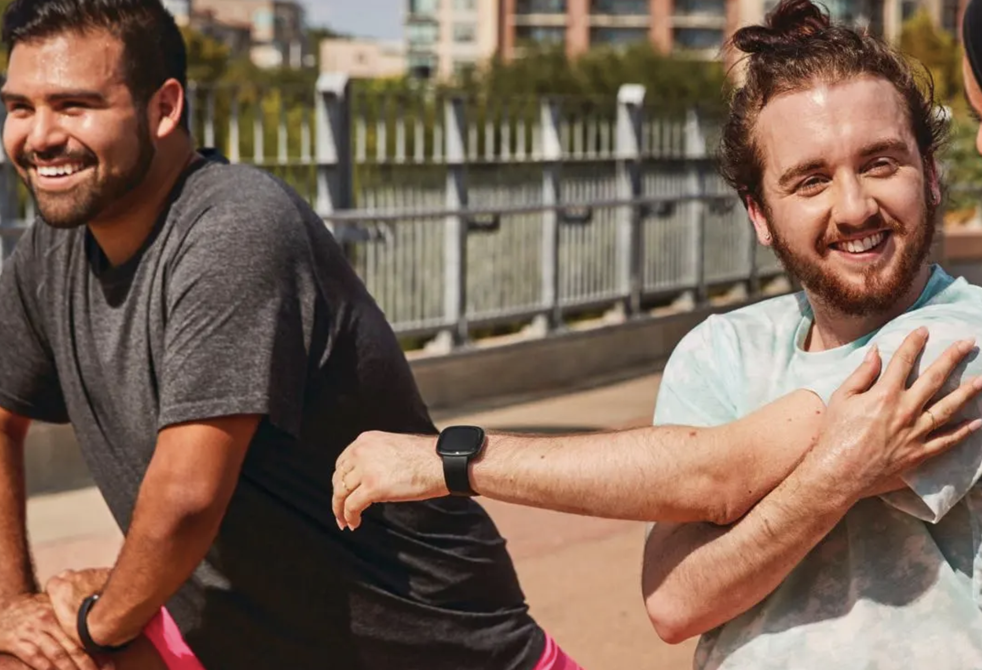 This deal gets you $30 off the Fitbit Versa 4 at Best Buy - Vimarsana News