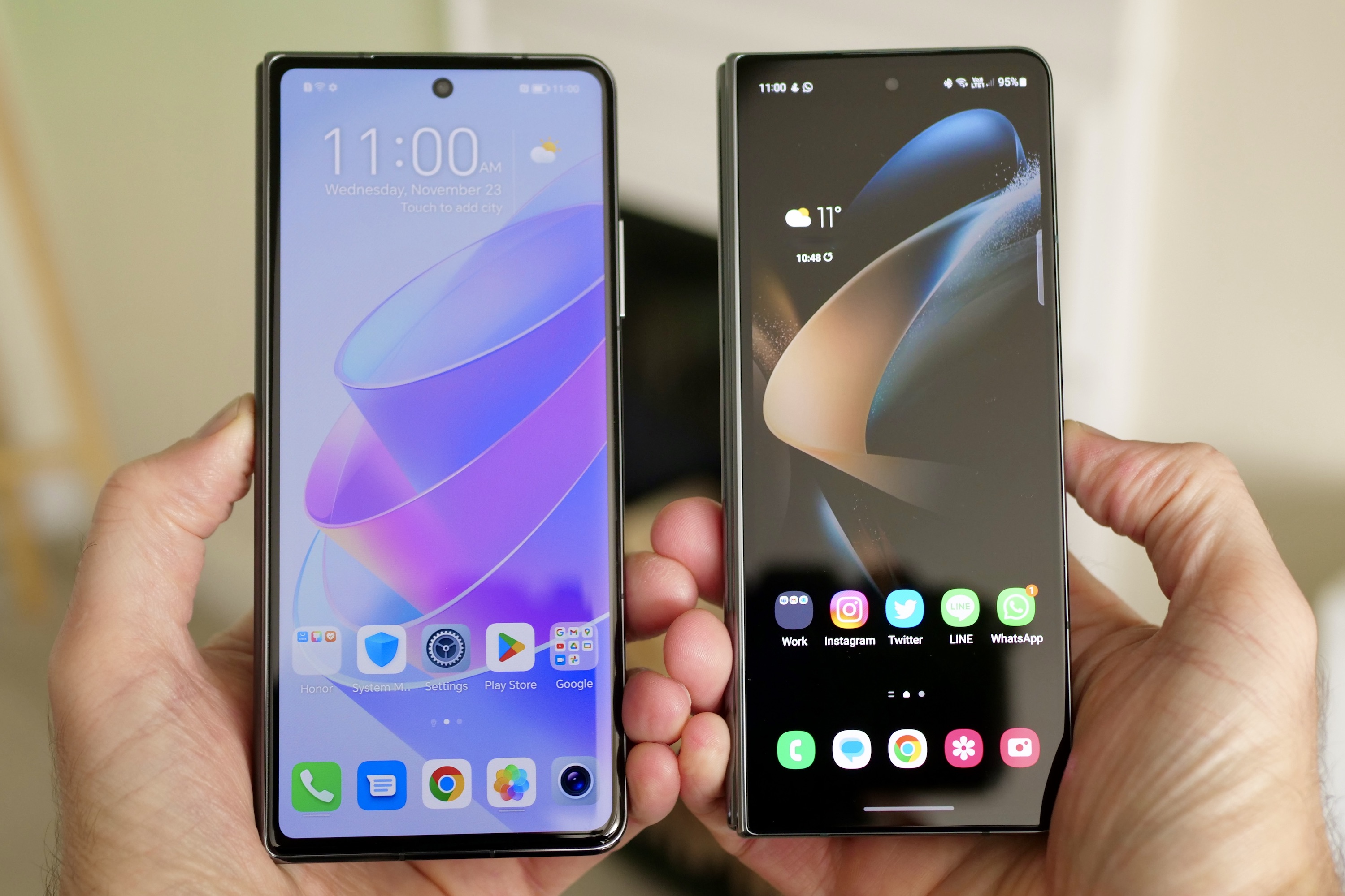 The Honor Magic Vs and the Galaxy Z Fold 4 Cover screens..