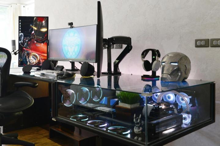 Incredible gaming PC built into a DIY glass desk.