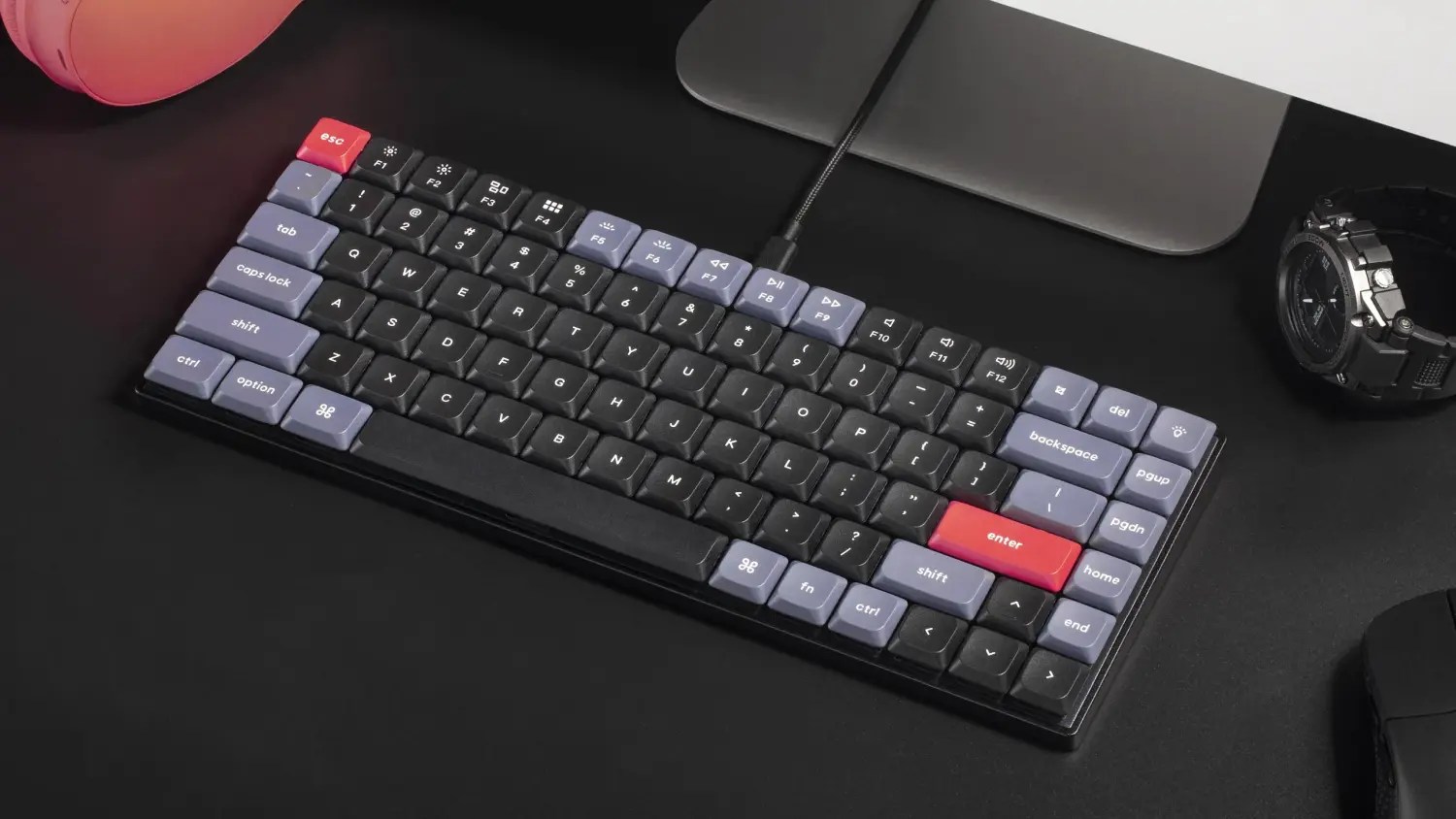 The Keychron S1 is a slimline keyboard with premium
features