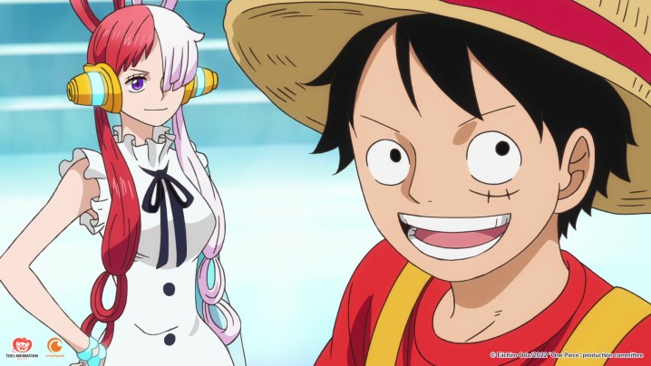 Uta con Luffy en el escenario en One Piece Film: Red.