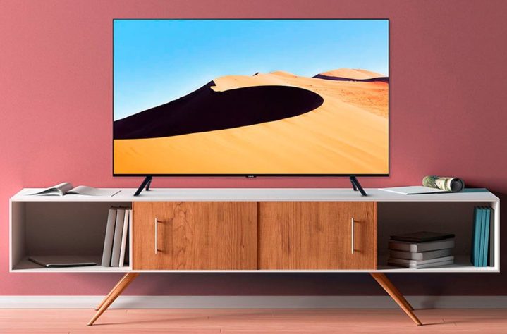 The Samsung 75-inch LED 4K Smart TV connected a media cabinet.
