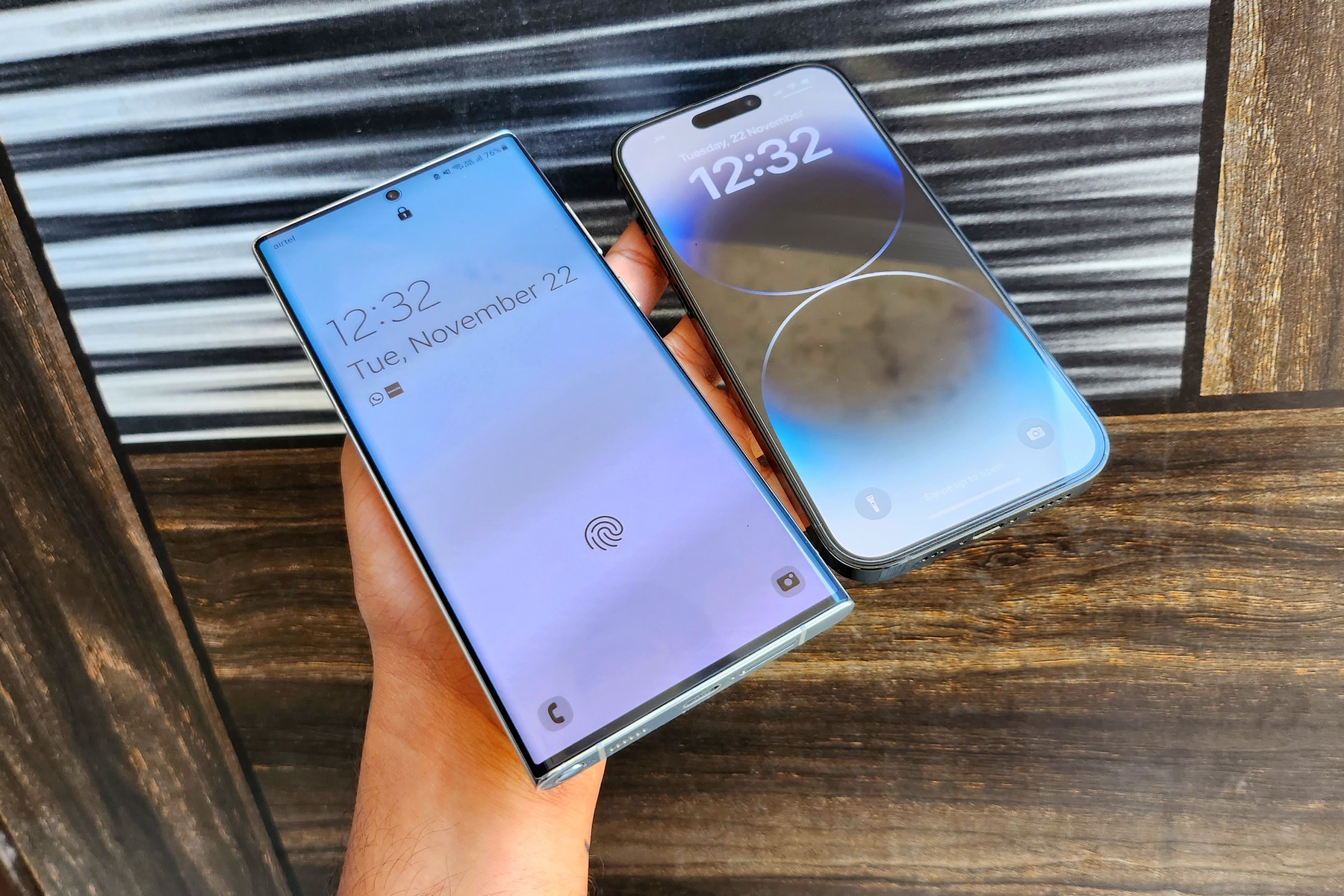 Apple vs. Samsung: Who has the best lock screen
customization in 2022?
