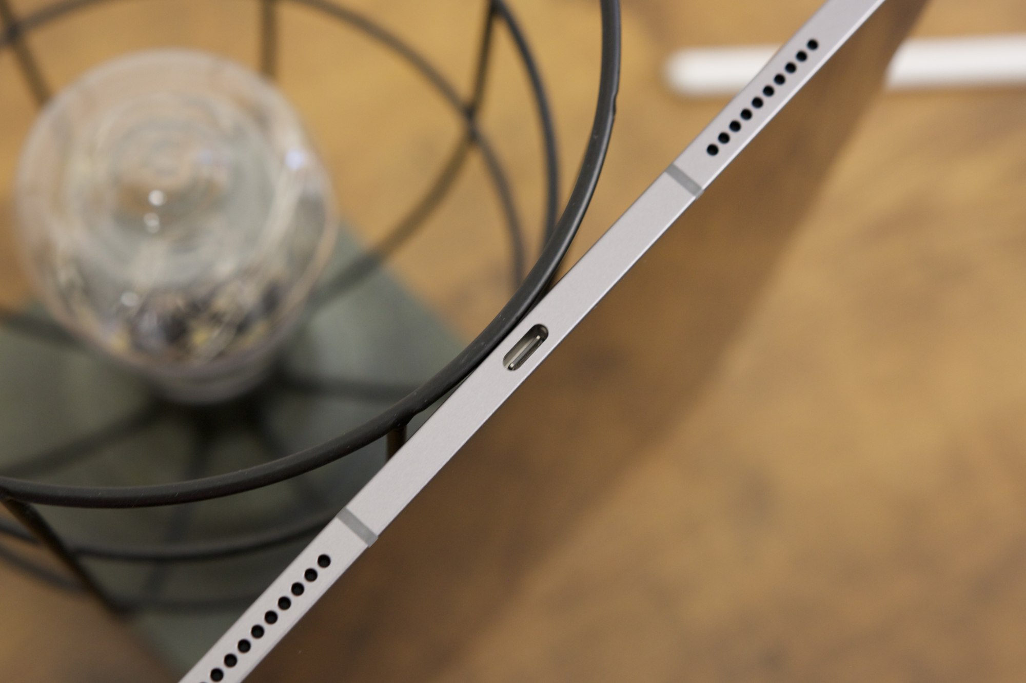 The USB-C port on the iPad Pro (2022).