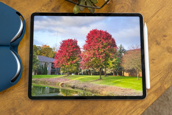 The iPad Pro (2022) with its display on.