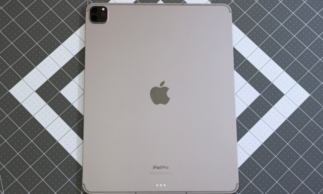 The back of the iPad Pro (2022) in Space Gray.