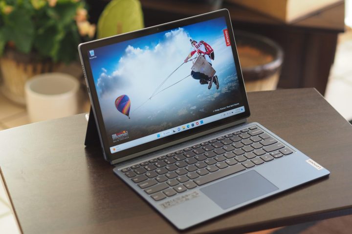 Front angle of the Lenovo IdeaPad Duet 5i showing the display and keyboard.